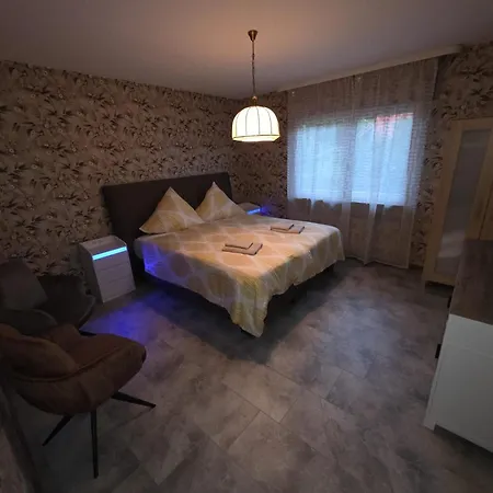 Maiferien Harz - Haus Waldblick 300 Qm - Bis 18 Personen - 8 Schlafzimmer *
