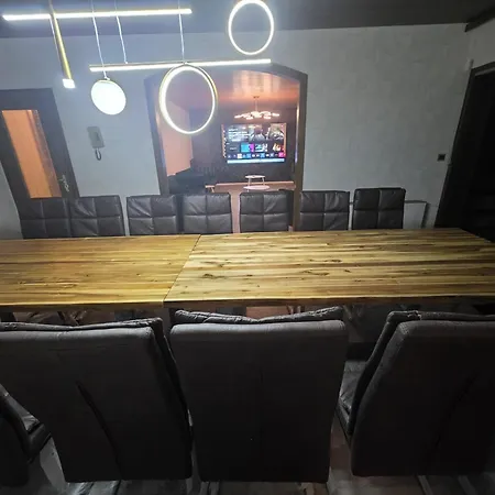 Prázdninový dům Maiferien Harz - Haus Waldblick 300 Qm - Bis 18 Personen - 8 Schlafzimmer