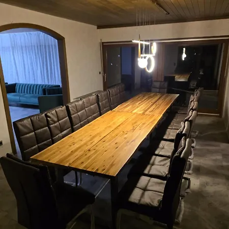 Maiferien Harz - Haus Waldblick 300 Qm - Bis 18 Personen - 8 Schlafzimmer * 클라우슈탈젤러펠트