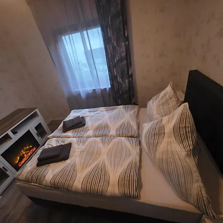 Maiferien Harz - Haus Waldblick 300 Qm - Bis 18 Personen - 8 Schlafzimmer 펜션 *