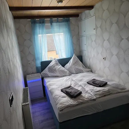 Maiferien Harz - Haus Waldblick 300 Qm - Bis 18 Personen - 8 Schlafzimmer