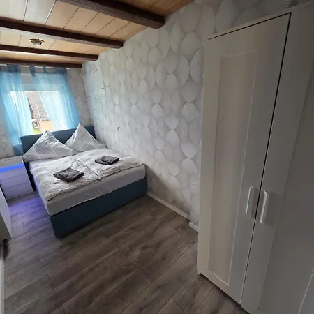 Maiferien Harz - Haus Waldblick 300 Qm - Bis 18 Personen - 8 Schlafzimmer *