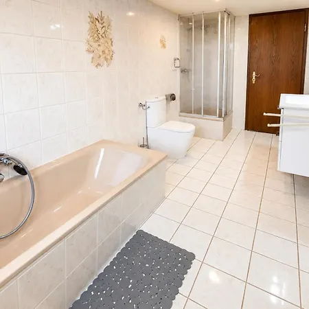 Maiferien Harz - Haus Waldblick 300 Qm - Bis 18 Personen - 8 Schlafzimmer * Clausthal-Zellerfeld
